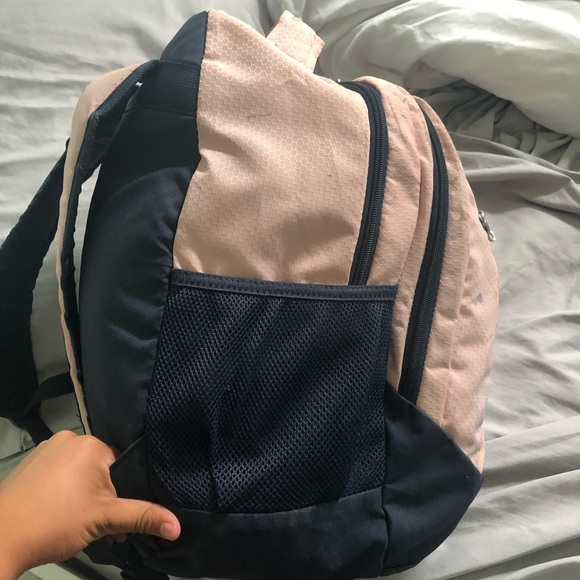 ADIDAS BACKPACK - Picture 2 of 4